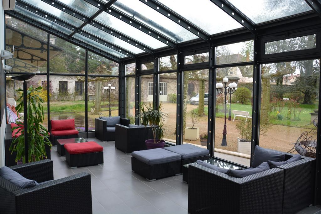 The Originals Boutique, Hotel Terminus, Bourg-En-Bresse Gare Bagian luar foto