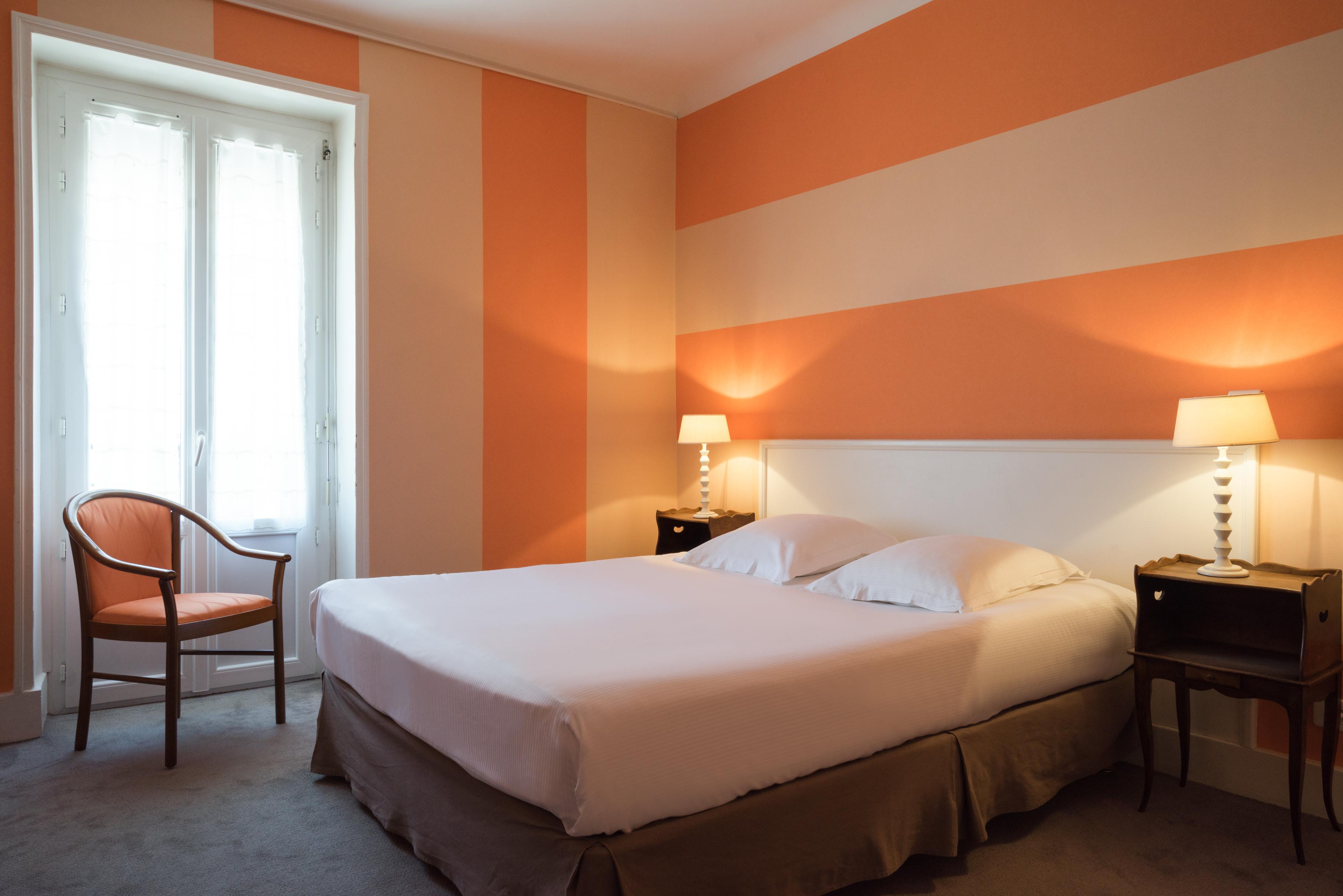 The Originals Boutique, Hotel Terminus, Bourg-En-Bresse Gare Bagian luar foto