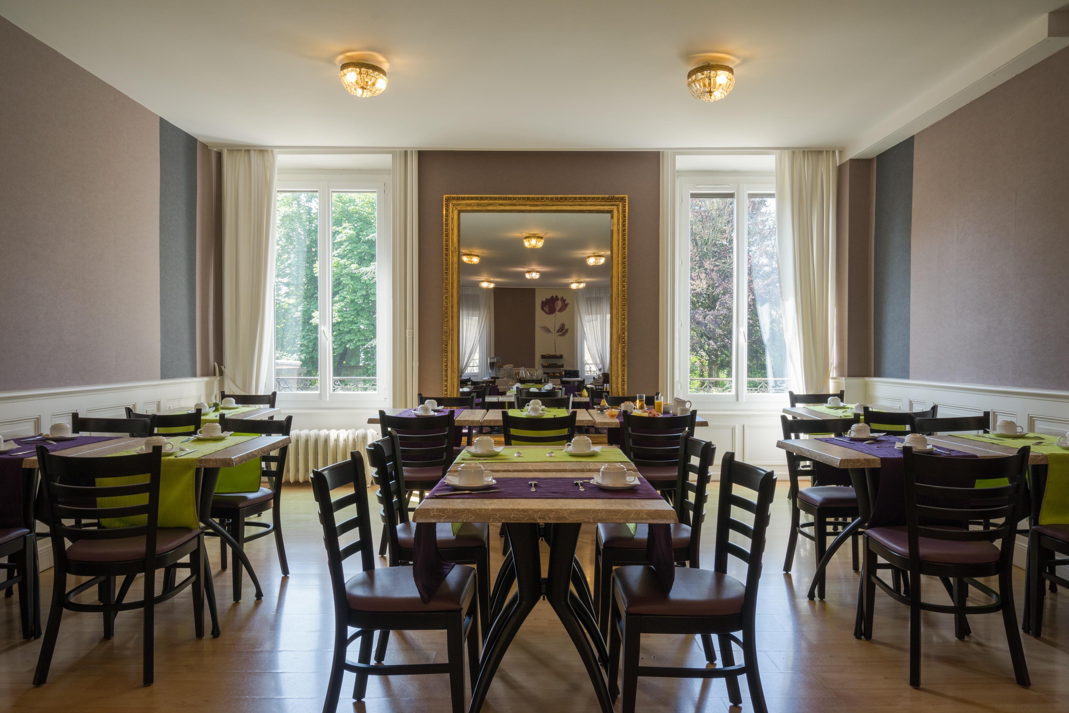 The Originals Boutique, Hotel Terminus, Bourg-En-Bresse Gare Bagian luar foto
