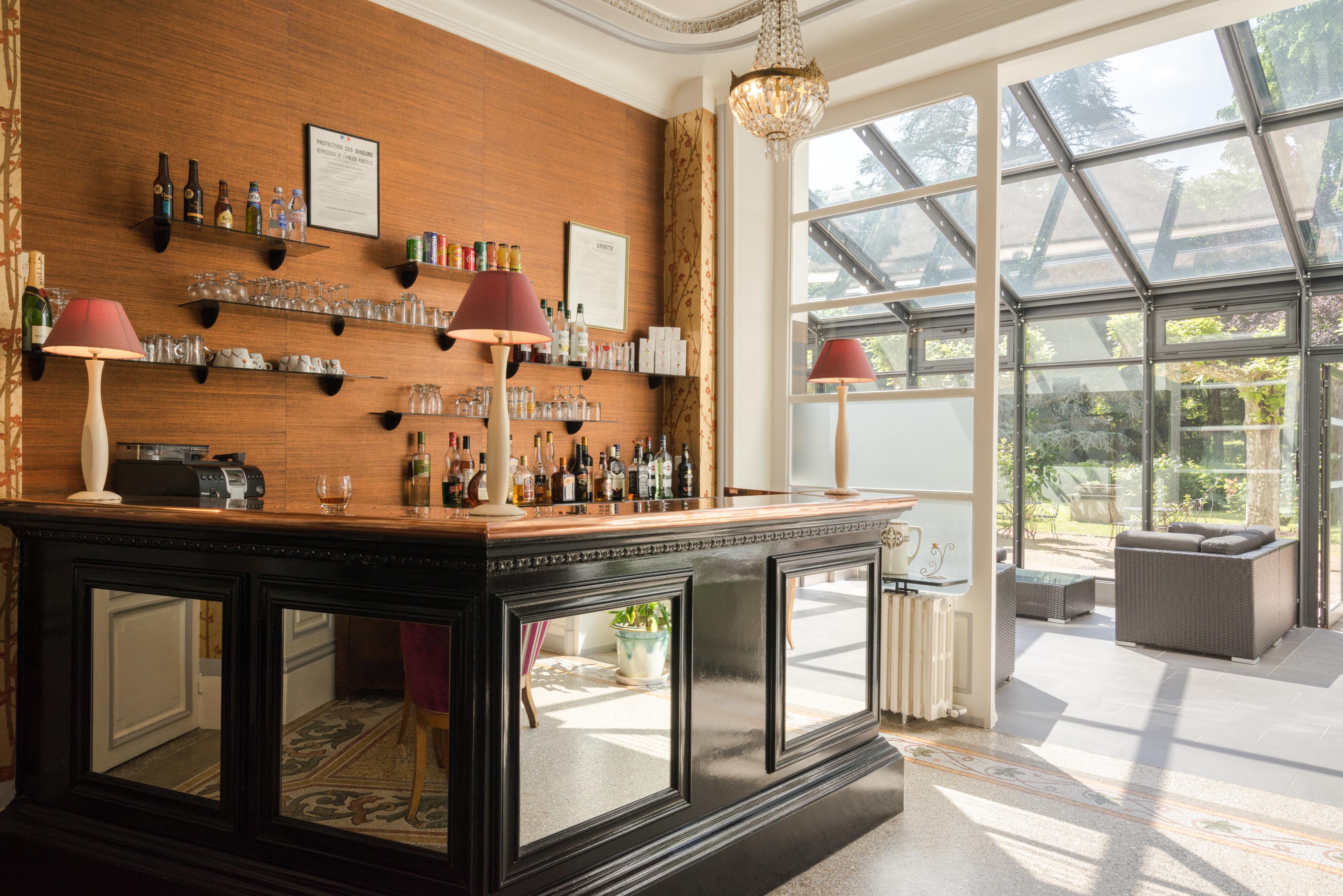 The Originals Boutique, Hotel Terminus, Bourg-En-Bresse Gare Bagian luar foto