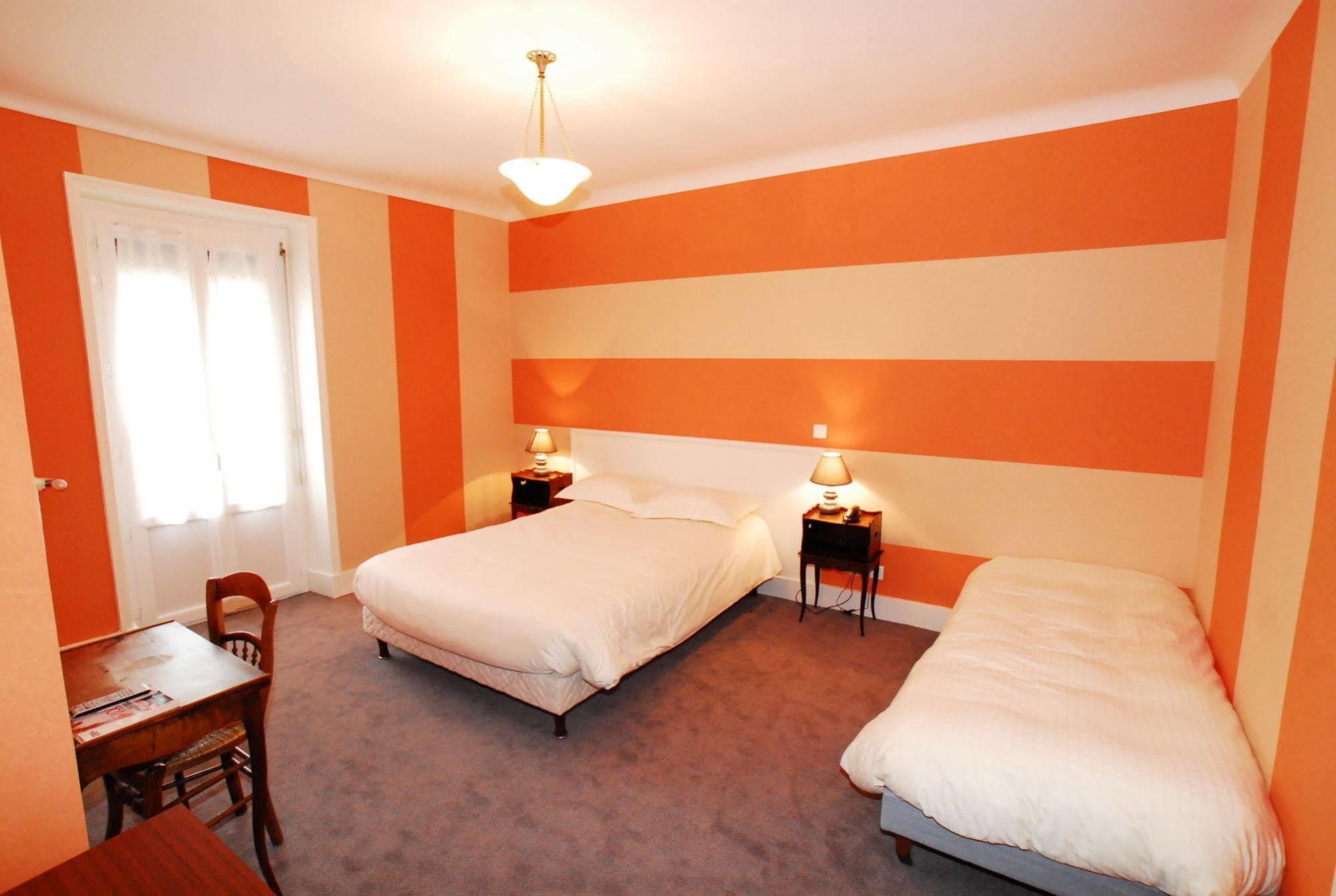 The Originals Boutique, Hotel Terminus, Bourg-En-Bresse Gare Bagian luar foto