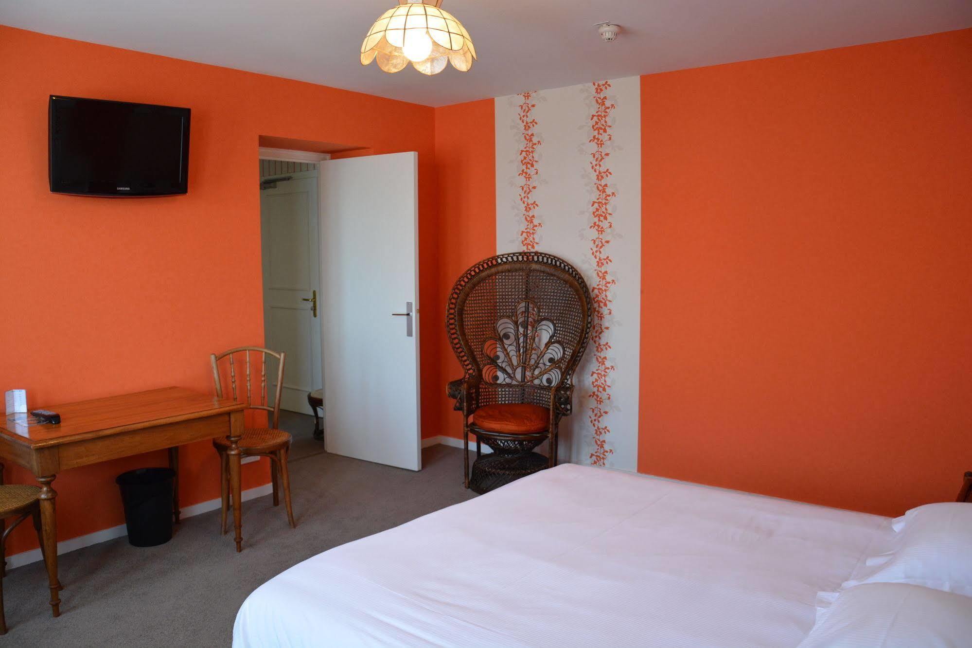 The Originals Boutique, Hotel Terminus, Bourg-En-Bresse Gare Bagian luar foto